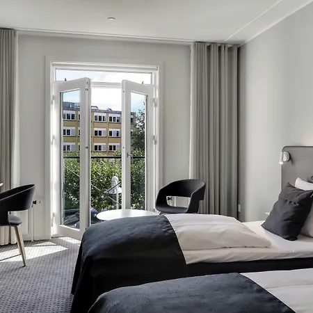 מלון Hotel Svendborg 4*