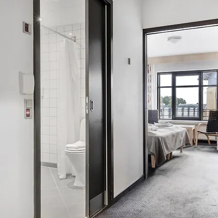 Hotel Svendborg סבנדבורג